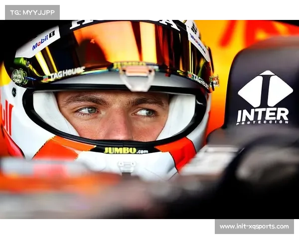 埃尔坎暗示汉密尔顿应专注驾驶,车队内部关系引发关注 埃尔坎暗示汉密尔顿应专注驾驶,车队内部关系引发关注